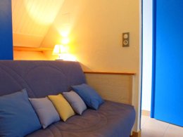 Camping Pas Cher vous présente avec son site Officiel campingpascher.fr, le Village vacances VVF Villages - Les Plages De Guérande - La Turballe classé 3 étoiles, situé sur la commune de La Turballe dans le département Loire-atlantique (Pays De La Loire) en France. Le village vacances VVF Villages - Les Plages De Guérande - La Turballe, vous présente un hébergement de type maison de campagne de 30 m². Le village vacances VVF Villages - Les Plages De Guérande - La Turballe vous propose du sam. 16 mai au sam. 23 mai 2026, en promotion à -15% pour 7 nuits à 422,45 € au lieu de 497,0 € soit une Économie de 74,55 €. Cette location propose 99 dates différentes pour réserver votre séjour. Découvrez également les 6 autres gammes d'hébergements du village vacances. Les Avis clients pour le Village vacances VVF Villages - Les Plages De Guérande - La Turballe sont de 7 sur 10. Piscine chauffée, Piscine extérieure, Animations familiales, Club ados, Club enfants, Aire de jeux enfants, Ping-pong, Pétanque, Terrain de volley-ball, Terrain multisports, Bar, Restaurant,... En savoir plus : cliquez-ICI.