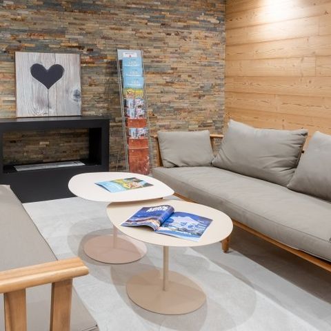 Cliquez pour découvrir toutes les photos de l'HÉBERGEMENT ! appartement - La Belle Aux Bois Dormant photo 3