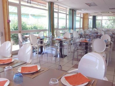 Cliquez pour découvrir toutes les photos de l'ÉTABLISSEMENT ! village vacances VVF Villages - Les Volcans D'Auvergne - Parent photo 6