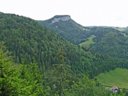 Camping Pas Cher vous présente avec son site Officiel campingpascher.fr, le Village vacances VVF Villages - Jura Les Rousses - Prémanon classé 3 étoiles, situé sur la commune de Premanon dans le département Jura (Franche Comté) en France. Le village vacances VVF Villages - Jura Les Rousses - Prémanon, vous présente un hébergement de type appartement de 35 m² pour 2 personnes et télévision. Le village vacances VVF Villages - Jura Les Rousses - Prémanon vous propose du dimanche 30 août au dimanche 06 septembre 2026 pour 7 nuits à 452€. Cette location propose 25 dates différentes pour réserver votre séjour. Découvrez également les 3 autres gammes d'hébergements du village vacances. Piscine chauffée, Piscine couverte, Club ados, Club enfants, Baby-foot, Canoë-kayak, Golf, Ping-pong, Pétanque, Randonnée, Structure gonflable enfants, Terrain multisports, Bar, Boulangerie, Plats à emporter, Restaurant, Supermarché, Épicerie,... En savoir plus : cliquez-ICI.