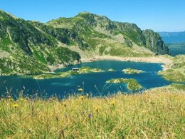 Camping Pas Cher vous présente avec son site Officiel campingpascher.fr, le Village vacances VVF Villages - Le Massif De Belledonne - Les-Sept-Laux classé 3 étoiles, situé sur la commune de Les Adrets dans le département Isère (Rhône Alpes) en France. Le village vacances VVF Villages - Le Massif De Belledonne - Les-Sept-Laux vous propose un hébergement de type appartement de 102 m² (télévision). L'établissement vous propose 5 autres types d'hébergements. Découvrez tous nos séjours à petits prix dans la commune et aux alentours de Les Adrets du département : Isère (Rhône Alpes). Animations familiales, Club ados, Club enfants, Baby-foot, Court de tennis, Ping-pong, Piscine, Randonnée, Tir à l’arc, Restaurant, Supermarché, Épicerie,... En savoir plus : cliquez-ICI.