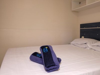 Cliquez pour découvrir toutes les photos de l'HÉBERGEMENT ! mobil-home - Karavomilos Beach photo 6