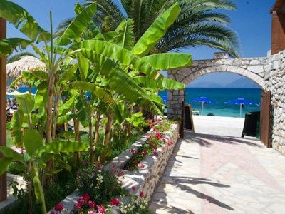 Cliquez pour découvrir toutes les photos de l'ÉTABLISSEMENT ! camping Karavomilos Beach photo 3