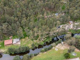 Camping Pas Cher vous présente avec son site Officiel campingpascher.fr, le Camping Refugio De Pescadores Covaleda classé 3 étoiles, situé sur la commune de Covaleda dans le département Soria (Castille Et León) en Espagne. Le camping Refugio De Pescadores Covaleda vous propose un hébergement de type mobil-home. L'établissement vous propose un autre type d'hébergement. Découvrez tous nos séjours à petits prix dans la commune et aux alentours de Covaleda du département : Soria (Castille Et León). Rivière, Aire de jeux enfants, Canoë-kayak, Cyclisme, Escalade, Randonnée, Épicerie,... En savoir plus : cliquez-ICI.