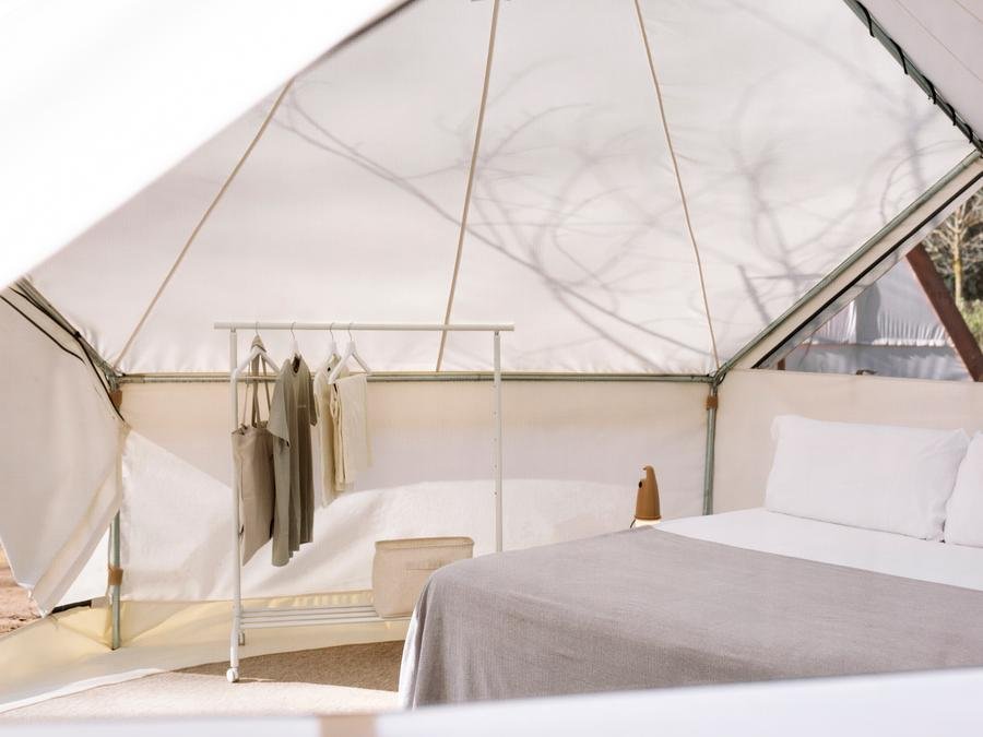 Camping Pas Cher vous présente avec son site Officiel campingpascher.fr, le Camping Wecamp Santa Cristina, situé sur la commune de Santa Cristina D'aro dans le département Gérone (Catalogne) en Espagne. Le camping Wecamp Santa Cristina, vous présente un hébergement de type tente. Le camping Wecamp Santa Cristina vous propose du vendredi 02 octobre au vendredi 09 octobre 2026 pour 7 nuits à 423.41€. Cette location propose 34 dates différentes pour réserver votre séjour. Découvrez également les 12 autres gammes d'hébergements du camping. Piscine extérieure, Animation ados, Animation enfants, Club ados, Club enfants, Aire de jeux enfants, Ping-pong, Terrain de volley-ball,... En savoir plus : cliquez-ICI.