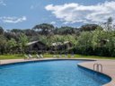 Camping Pas Cher vous présente avec son site Officiel campingpascher.fr, le Camping Wecamp Santa Cristina, situé sur la commune de Santa Cristina D'aro dans le département Gérone (Catalogne) en Espagne. Le camping Wecamp Santa Cristina, vous présente un hébergement de type tente. Le camping Wecamp Santa Cristina vous propose du vendredi 02 octobre au vendredi 09 octobre 2026 pour 7 nuits à 423.41€. Cette location propose 34 dates différentes pour réserver votre séjour. Découvrez également les 12 autres gammes d'hébergements du camping. Piscine extérieure, Animation ados, Animation enfants, Club ados, Club enfants, Aire de jeux enfants, Ping-pong, Terrain de volley-ball,... En savoir plus : cliquez-ICI.