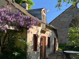 Camping Pas Cher vous présente avec son site Officiel campingpascher.fr, le Camping La Semnadisse, situé sur la commune de Parsac dans le département Creuse (Limousin) en France. Le camping La Semnadisse, vous présente un hébergement de type mobil-home pour 2 personnes. Le camping La Semnadisse vous propose du sam. 04 juillet au sam. 11 juillet 2026, en promotion à -9% pour 7 nuits à 546 € au lieu de 600 € soit une Économie de 54 €. Cette location propose 131 dates différentes pour réserver votre séjour. Découvrez également les 3 autres gammes d'hébergements du camping. Baby-foot, Cyclisme, Ping-pong, Randonnée, Épicerie,... En savoir plus : cliquez-ICI.