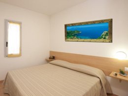 Camping Pas Cher vous présente avec son site Officiel campingpascher.fr, le Camping Village Africa, situé sur la commune de Albinia dans le département Grosseto (Toscane) en Italie. Le camping Village Africa, vous présente un hébergement de type bungalow. Le camping Village Africa vous propose du sam. 09 mai au sam. 16 mai 2026 pour 7 nuits à 490€. Cette location propose 19 dates différentes pour réserver votre séjour. Découvrez également les 1 autres gammes d'hébergements du camping. Les Avis clients pour le Camping Village Africa sont de 7 sur 10. Mer, Animation enfants, Animations familiales, Court de tennis, Cyclisme, Terrain de beach-volley, Terrain de football, Bar, Pizzeria, Restaurant,... En savoir plus : cliquez-ICI.