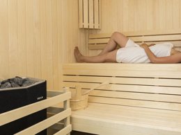 Camping Pas Cher vous présente avec son site Officiel campingpascher.fr, la Résidence Odalys Collection Rève D'Ile, située sur la commune de Rivedoux Plage dans le département Charente-maritime (Poitou Charentes) en France. La résidence Odalys Collection Rève D'Ile, vous présente un hébergement de type studio et télévision. La résidence Odalys Collection Rève D'Ile vous propose du sam. 07 mars au sam. 14 mars 2026 pour 7 nuits à 359€. Cette location propose 34 dates différentes pour réserver votre séjour. Découvrez également les 9 autres gammes d'hébergements de la résidence. Les Avis clients pour la Résidence Odalys Collection Rève D'Ile sont excellents avec une note moyenne de 8 sur 10. Mer, Piscine chauffée, Piscine extérieure, Baby-foot, Centre équestre, Flipper, Golf, Ping-pong, Salle de fitness, Salle de jeux vidéo,... En savoir plus : cliquez-ICI.