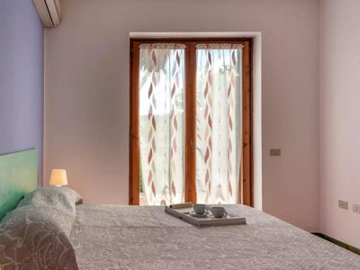 Cliquez pour découvrir toutes les photos de l'HÉBERGEMENT ! appartement - Le Pavoncelle photo 2