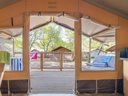 tente en toile et bois - camping Stella Maris photo 6