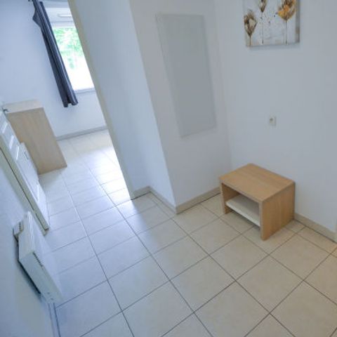 Cliquez pour découvrir toutes les photos de l'HÉBERGEMENT ! studio - La Du Château De Jouarres photo 3