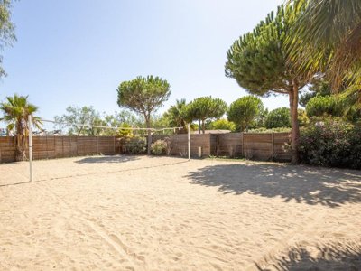 Cliquez pour découvrir toutes les photos de l'ÉTABLISSEMENT ! camping Sun & Sea Sur CAMPING LE BOSC photo 19