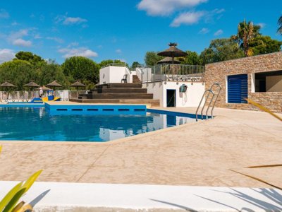 Cliquez pour découvrir toutes les photos de l'ÉTABLISSEMENT ! camping Sun & Sea Sur CAMPING LE BOSC photo 5