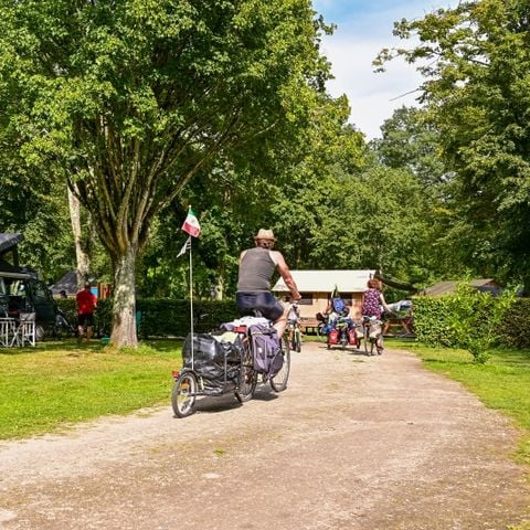 Cliquez pour découvrir toutes les photos de l'ÉTABLISSEMENT ! établissement Les Rives De L'Oust photo 3