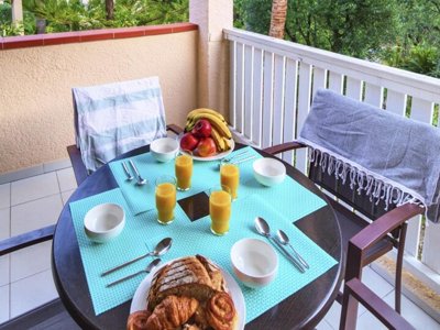 Cliquez pour découvrir toutes les photos de l'HÉBERGEMENT ! studio - Pierre & Vacances L'Anse De Pramousquier photo 6