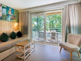 Camping Pas Cher vous présente avec son site Officiel campingpascher.fr, la Résidence Pierre & Vacances Le Domaine Du Bois De La Gree classé 3 étoiles, située sur la commune de Pornichet dans le département Loire-atlantique (Pays De La Loire) en France. La résidence Pierre & Vacances Le Domaine Du Bois De La Gree, vous présente un hébergement de type appartement de 45 m² et télévision. La résidence Pierre & Vacances Le Domaine Du Bois De La Gree vous propose du mardi 03 novembre au mardi 10 novembre 2026 pour 7 nuits à 523€. Cette location propose 273 dates différentes pour réserver votre séjour. Découvrez également les 4 autres gammes d'hébergements de la résidence. Les Avis clients pour la Résidence Pierre & Vacances Le Domaine Du Bois De La Gree sont de 6 sur 10. Piscine couverte, Piscine extérieure, Aire de jeux enfants, Ping-pong, Pétanque, Terrain de basketball,... En savoir plus : cliquez-ICI.