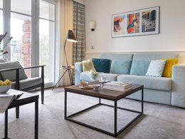 Camping Pas Cher vous présente avec son site Officiel campingpascher.fr, la Résidence Pierre & Vacances Premium Presqu'Ile De La Touques classé 5 étoiles, située sur la commune de Deauville dans le département Calvados (Basse Normandie) en France. La résidence Pierre & Vacances Premium Presqu'Ile De La Touques, vous présente un hébergement de type appartement de 40 m² et télévision. La résidence Pierre & Vacances Premium Presqu'Ile De La Touques vous propose du mercredi 21 janvier au mercredi 28 janvier 2026 pour 7 nuits à 772€. Cette location propose 151 dates différentes pour réserver votre séjour. Découvrez également les 10 autres gammes d'hébergements de la résidence. Piscine couverte, Piscine extérieure, Aire de jeux enfants, Centre équestre, Salle de fitness, Épicerie,... En savoir plus : cliquez-ICI.