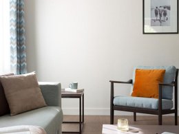 Camping Pas Cher vous présente avec son site Officiel campingpascher.fr, la Résidence Pierre & Vacances Premium Presqu'Ile De La Touques classé 5 étoiles, située sur la commune de Deauville dans le département Calvados (Basse Normandie) en France. La résidence Pierre & Vacances Premium Presqu'Ile De La Touques, vous présente un hébergement de type appartement de 60 m² et télévision. La résidence Pierre & Vacances Premium Presqu'Ile De La Touques vous propose du vendredi 23 janvier au vendredi 30 janvier 2026 pour 7 nuits à 858€. Cette location propose 77 dates différentes pour réserver votre séjour. Découvrez également les 10 autres gammes d'hébergements de la résidence. Piscine couverte, Piscine extérieure, Aire de jeux enfants, Centre équestre, Salle de fitness, Épicerie,... En savoir plus : cliquez-ICI.