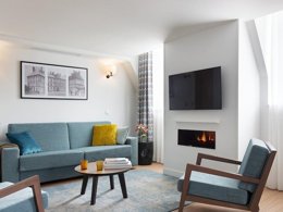 Camping Pas Cher vous présente avec son site Officiel campingpascher.fr, la Résidence Pierre & Vacances Premium Presqu'Ile De La Touques classé 5 étoiles, située sur la commune de Deauville dans le département Calvados (Basse Normandie) en France. La résidence Pierre & Vacances Premium Presqu'Ile De La Touques, vous présente un hébergement de type appartement de 72 m² avec climatisation et télévision. La résidence Pierre & Vacances Premium Presqu'Ile De La Touques vous propose du dimanche 04 janvier au dimanche 11 janvier 2026 pour 7 nuits à 972€. Cette location propose 78 dates différentes pour réserver votre séjour. Découvrez également les 10 autres gammes d'hébergements de la résidence. Piscine couverte, Piscine extérieure, Aire de jeux enfants, Centre équestre, Salle de fitness, Épicerie,... En savoir plus : cliquez-ICI.