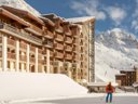 Camping Pas Cher vous présente avec son site Officiel campingpascher.fr, la Résidence Pierre & Vacances Les Néreïdes classé 3 étoiles, située sur la commune de La Plagne Tarentaise dans le département Savoie (Rhône Alpes) en France. La résidence Pierre & Vacances Les Néreïdes, vous présente un hébergement de type appartement de 35 m² et télévision. La résidence Pierre & Vacances Les Néreïdes vous propose du jeudi 09 juillet au jeudi 16 juillet 2026 pour 7 nuits à 551€. Cette location propose 59 dates différentes pour réserver votre séjour. Découvrez également les 2 autres gammes d'hébergements de la résidence. Piscine chauffée, Piscine couverte, Aire de jeux enfants, Canyoning, Escalade, Pétanque, Randonnée, Épicerie,... En savoir plus : cliquez-ICI.