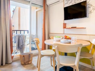 Cliquez pour découvrir toutes les photos de l'HÉBERGEMENT ! studio - Pierre & Vacances Les Citronniers photo 4