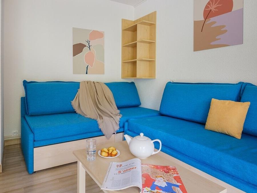 Camping Pas Cher vous présente avec son site Officiel campingpascher.fr, la Résidence Pierre & Vacances Villa Livia classé 2 étoiles, située sur la commune de Cannes dans le département Alpes-maritimes (Provence Alpes Côte D'azur) en France. La résidence Pierre & Vacances Villa Livia, vous présente un hébergement de type studio de 25 m² pour 1 personne avec climatisation et télévision. La résidence Pierre & Vacances Villa Livia vous propose du sam. 12 septembre au sam. 19 septembre 2026 pour 7 nuits à 632.5€. Cette location propose 2 dates différentes pour réserver votre séjour. Découvrez également les 2 autres gammes d'hébergements de la résidence. Piscine extérieure,... En savoir plus : cliquez-ICI.