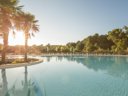Camping Pas Cher vous présente avec son site Officiel campingpascher.fr, la Résidence Pierre & Vacances Le Domaine De Gascogne classé 3 étoiles, située sur la commune de Biscarrosse dans le département Landes (Aquitaine) en France. La résidence Pierre & Vacances Le Domaine De Gascogne, vous présente un hébergement de type appartement de 59 m² pour 1 personne et télévision. La résidence Pierre & Vacances Le Domaine De Gascogne vous propose du sam. 31 octobre au sam. 07 novembre 2026 pour 7 nuits à 665€. Cette location propose 205 dates différentes pour réserver votre séjour. Découvrez également les 7 autres gammes d'hébergements de la résidence. Piscine extérieure, Aire de jeux enfants, Golf, Ping-pong,... En savoir plus : cliquez-ICI.