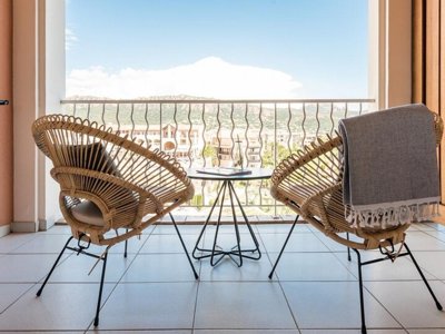 Cliquez pour découvrir toutes les photos de l'HÉBERGEMENT ! chambre - Pierre & Vacances Hôtel De L'Esterel photo 5