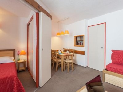 Cliquez pour découvrir toutes les photos de l'HÉBERGEMENT ! appartement - Pierre & Vacances Les Combes photo 2