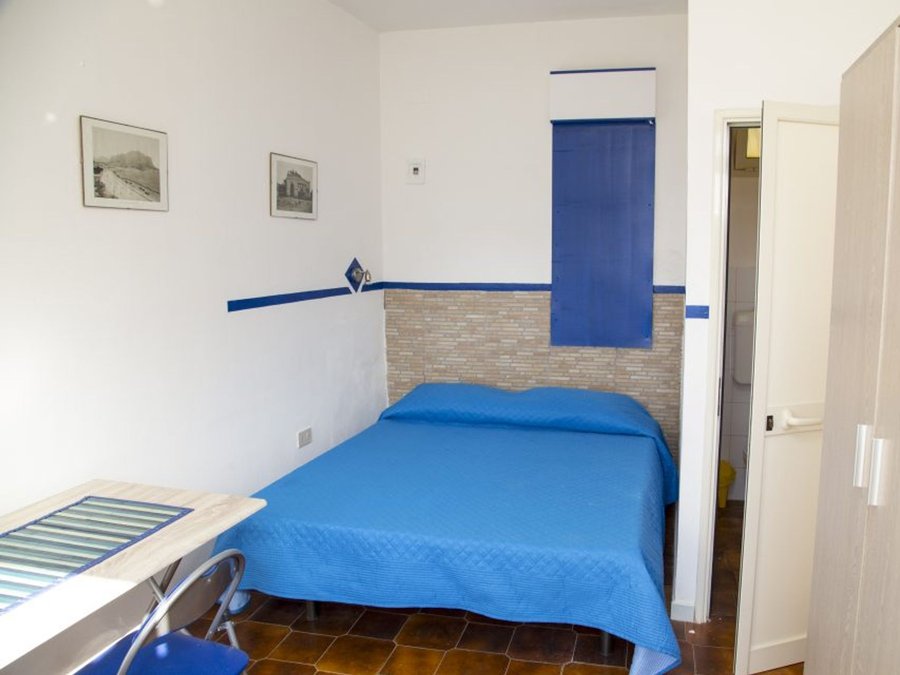 Camping Pas Cher vous présente avec son site Officiel campingpascher.fr, le Établissement Degli Ulivi, situé sur la commune de Sferracavallo dans le département Palerme (Sicile) en Italie. L'établissement Degli Ulivi vous propose un hébergement de type bungalow. L'établissement vous propose 2 autres types d'hébergements. Découvrez tous nos séjours à petits prix dans la commune et aux alentours de Sferracavallo du département : Palerme (Sicile).... En savoir plus : cliquez-ICI.