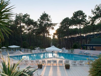 Cliquez pour découvrir toutes les photos de l'ÉTABLISSEMENT ! résidence SOWELL - Domaine Les Cavales photo 6