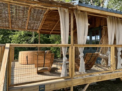Cliquez pour découvrir toutes les photos de l'HÉBERGEMENT ! lodge - La Buissonnière Lodges photo 5