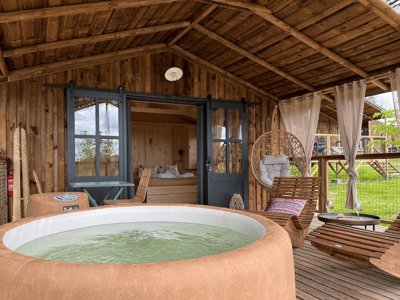 Cliquez pour découvrir toutes les photos de l'HÉBERGEMENT ! lodge - La Buissonnière Lodges photo 6