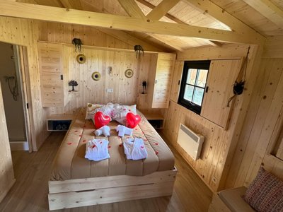 Cliquez pour découvrir toutes les photos de l'HÉBERGEMENT ! lodge - La Buissonnière Lodges photo 7