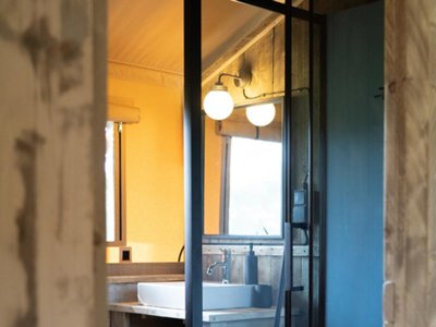 Cliquez pour découvrir toutes les photos de l'HÉBERGEMENT ! hébergement insolite - La Buissonnière Lodges photo 3