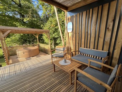 Cliquez pour découvrir toutes les photos de l'HÉBERGEMENT ! lodge - La Buissonnière Lodges photo 4