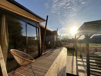 Cliquez pour découvrir toutes les photos de l'HÉBERGEMENT ! lodge - La Buissonnière Lodges photo 5