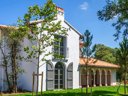 Camping Pas Cher vous présente avec son site Officiel campingpascher.fr, la Résidence Villas Odalys Collection L'Orée De Milady, située sur la commune de Biarritz dans le département Pyrénées-atlantiques (Aquitaine) en France. La résidence Villas Odalys Collection L'Orée De Milady, vous présente un hébergement de type villa de 60 m² et télévision. La résidence Villas Odalys Collection L'Orée De Milady vous propose du sam. 10 octobre au sam. 17 octobre 2026 pour 7 nuits à 989€. Cette location propose 11 dates différentes pour réserver votre séjour. Découvrez également les 2 autres gammes d'hébergements de la résidence. Piscine extérieure,... En savoir plus : cliquez-ICI.