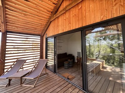 Cliquez pour découvrir toutes les photos de l'HÉBERGEMENT ! chalet - Damona Lodges photo 2