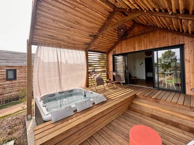 Cliquez pour découvrir toutes les photos de l'HÉBERGEMENT ! chalet - Damona Lodges photo 3