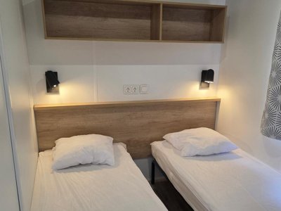 Cliquez pour découvrir toutes les photos de l'HÉBERGEMENT ! mobil-home - Les Lodges Du Lagon photo 7