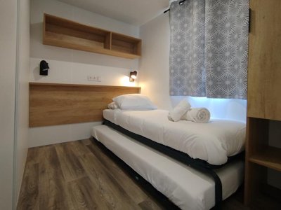 Cliquez pour découvrir toutes les photos de l'HÉBERGEMENT ! mobil-home - Les Lodges Du Lagon photo 8