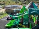 Camping Pas Cher vous présente avec son site Officiel campingpascher.fr, le Camping Les Lodges Du Lagon classé 3 étoiles, situé sur la commune de Calvisson dans le département Gard (Languedoc Roussillon) en France. Le camping Les Lodges Du Lagon vous propose un hébergement de type mobil-home de 22 m² pour 3 personnes avec climatisation (télévision). L'établissement vous propose 4 autres types d'hébergements. Découvrez tous nos séjours à petits prix dans la commune et aux alentours de Calvisson du département : Gard (Languedoc Roussillon). Les Avis clients pour le Camping Les Lodges Du Lagon sont excellents avec une note moyenne de 8 sur 10. MerÉtang, Piscine extérieure, Aire de jeux enfants, Baby-foot, Ping-pong, Pétanque, Terrain multisports, Pizzeria, Snack/Bar, Supermarché, Épicerie,... En savoir plus : cliquez-ICI.