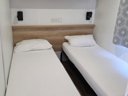 Cliquez pour découvrir toutes les photos de l'HÉBERGEMENT ! mobil-home - camping Les Lodges Du Lagon photo 2