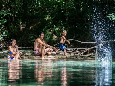 Cliquez pour découvrir toutes les photos de l'ÉTABLISSEMENT ! camping Slow Village Saint-Cybranet photo 26
