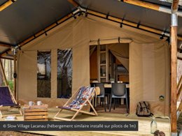 Camping Pas Cher vous présente avec son site Officiel campingpascher.fr, le Camping Slow Village Saint-Cybranet, situé sur la commune de Saint Cybranet dans le département Dordogne (Aquitaine) en France. Le camping Slow Village Saint-Cybranet, vous présente un hébergement de type tente en toile et bois de 20 m². Le camping Slow Village Saint-Cybranet vous propose du sam. 23 mai au sam. 30 mai 2026 pour 7 nuits à 290€. Cette location propose 66 dates différentes pour réserver votre séjour. Découvrez également les 5 autres gammes d'hébergements du camping. Les Avis clients pour le Camping Slow Village Saint-Cybranet sont excellents avec une note moyenne de 9 sur 10. Rivière, Piscine extérieure, Club enfants, Aire de jeux enfants, Baby-foot, Canoë-kayak, Centre équestre, Cyclisme, Ping-pong, Pétanque, Randonnée, Bar, Restaurant,... En savoir plus : cliquez-ICI.