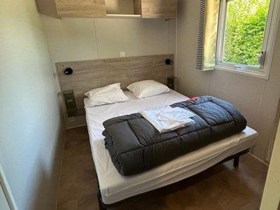 Cliquez pour découvrir toutes les photos de l'HÉBERGEMENT ! mobil-home - Les Charmes photo 2