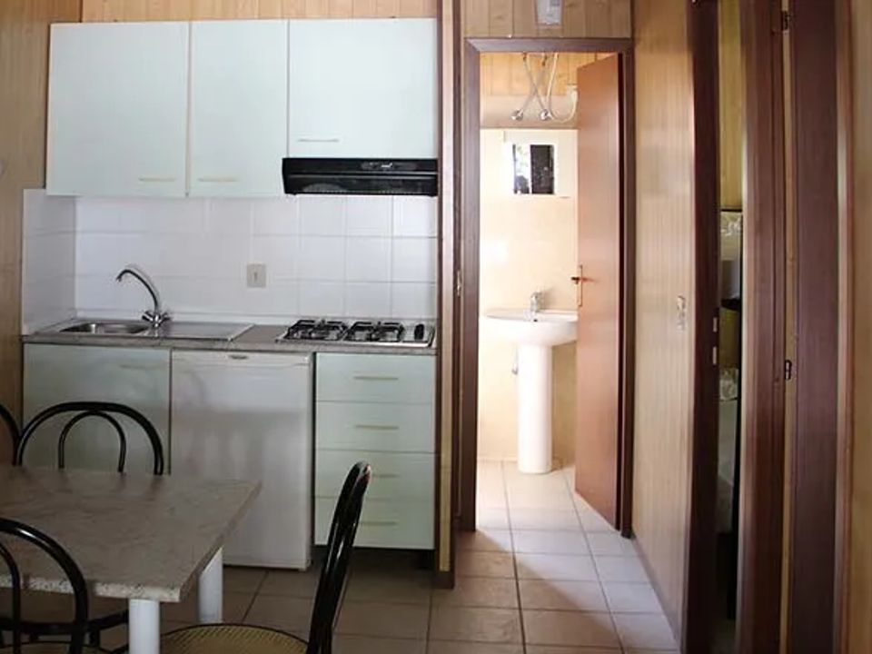 Cliquez pour découvrir toutes les photos de l'HÉBERGEMENT ! bungalow - Luna photo 3