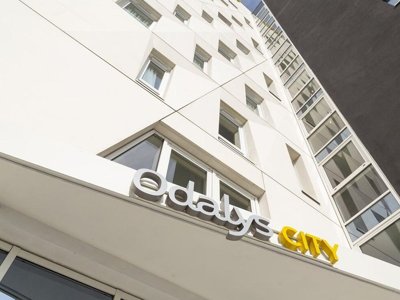 Cliquez pour découvrir toutes les photos de l'ÉTABLISSEMENT ! résidence Appart'hôtel Odalys City Centre Les Docks photo 2